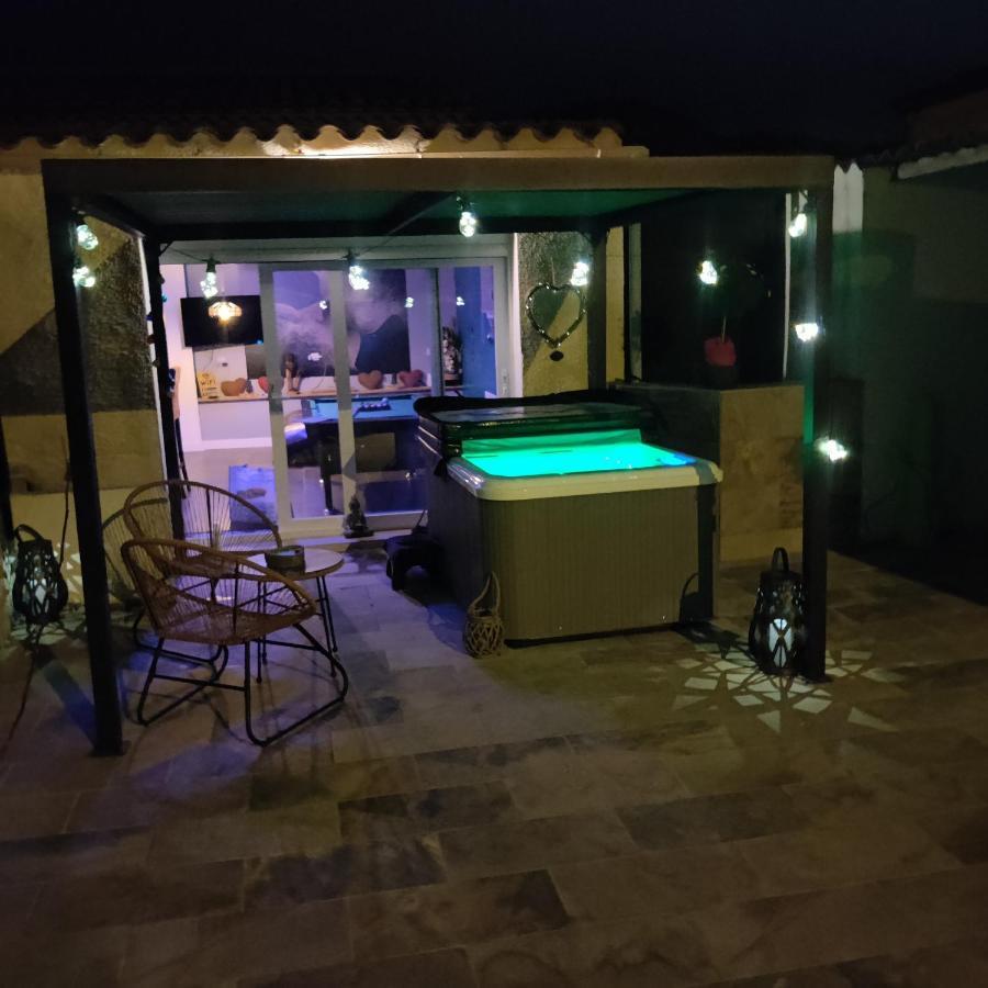 Bulle D'Evasion Acomodação com café da manhã Trèbes Exterior foto